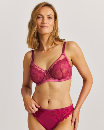 Pretty Secrets Leaf Lace Midi Thong Berry