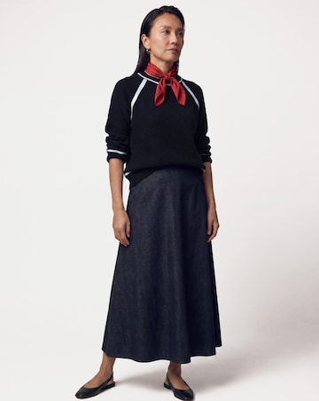 Contrast Crew Neck Knitted Jumper