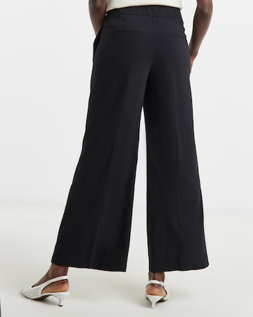 Magisculpt Wide Leg Trousers