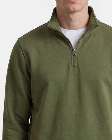 1/4 Zip Funnel Neck Sweatshirt