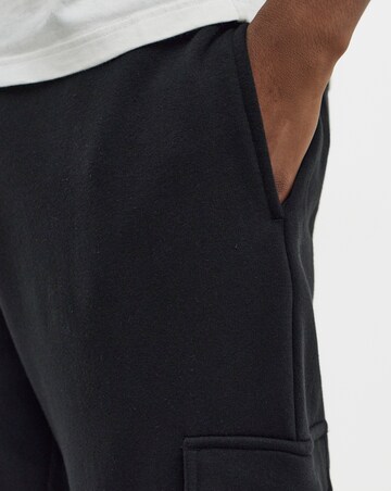 Relaxed Fit Cargo Jogger