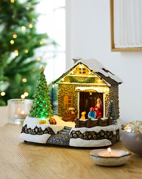 New In - Lit Santa Tree Scene