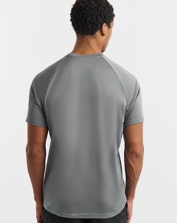 Nike Short Sleeve Hydroguard T-Shirt