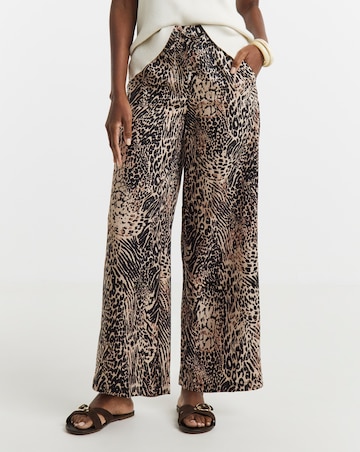 Animal Print Textured Wide Leg Trouser
