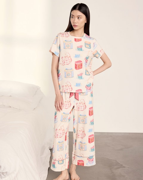 Chelsea Peers Organic Cotton T-Shirt & Capri Bottoms Tea Party Print