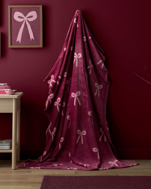 Fusion Bows Fleece Throw