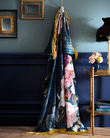 Laurence Llewelyn-Bowen Bouquet List Throw