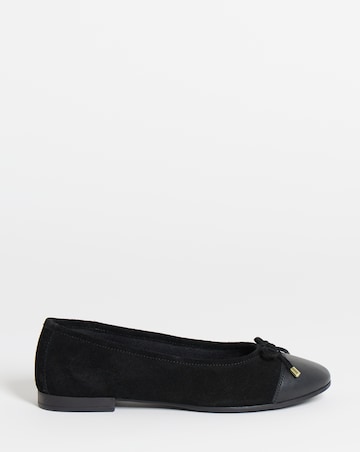 Vine Classic Toe Cap Leather Ballerina Shoes - Wide Fit (E)