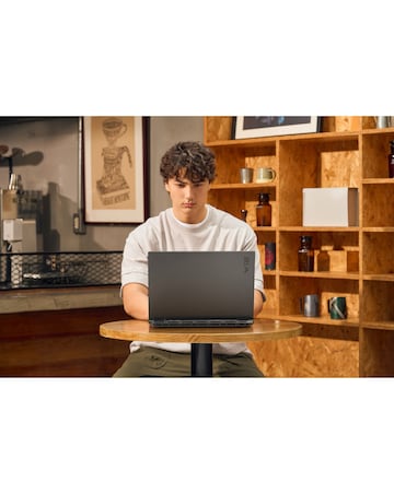 ASUS TUF Gaming Laptop - 16in NVIDIA GeForce RTX 5060 AMD Ryzen 7 16GB 1TB 165Hz