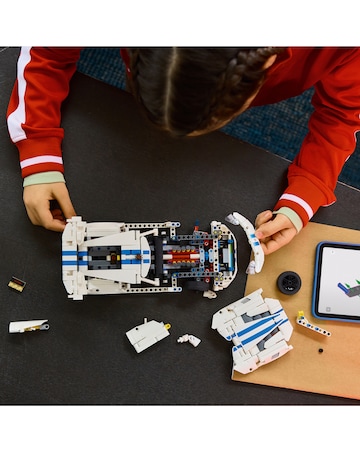 LEGO Technic Skeleton Look Car
