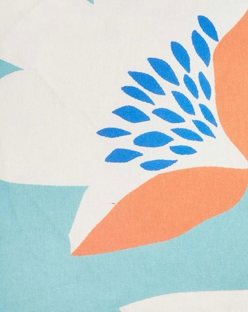Fusion Luna Outdoor Filled Cushion