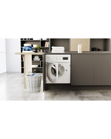 Hotpoint BIWDHG861485UK Integrated 8kg/6kg Washer Dryer + Installation
