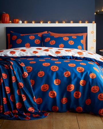 Catherine Lansfield Halloween Pumpkins Throw