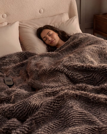Silentnight Prestige Faux Fur Heated XL Throw