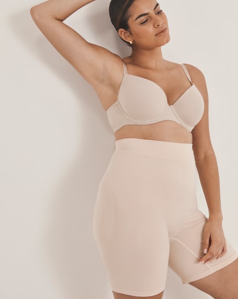 MAGISCULPT Seamfree Shaping Shorts