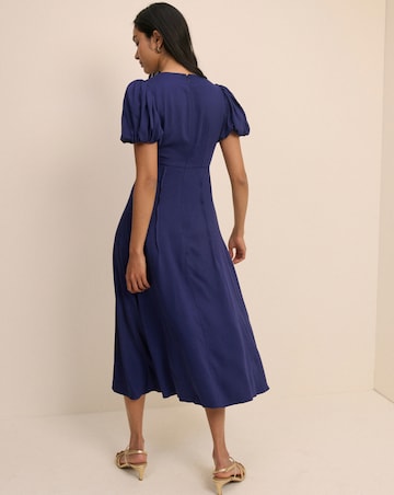 Nobody's Child Petite Quinn Midi Dress