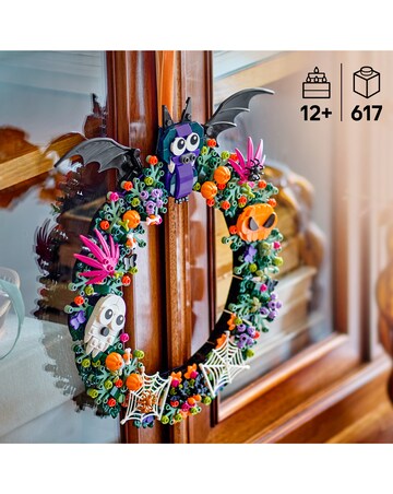 LEGO Halloween Wreath 40825