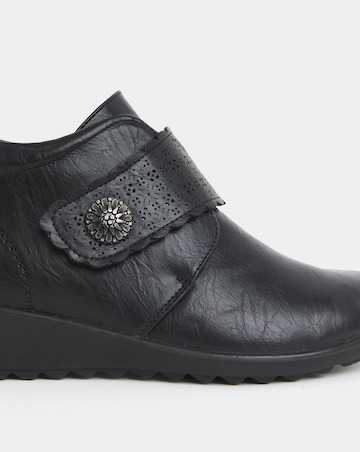 Cushion Walk Laser Cut Floral Detail Wedge Boots - Wide Fit (E)