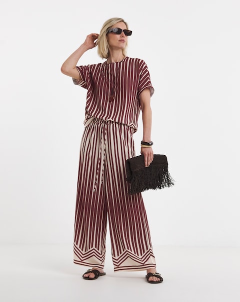 Stripe Border Printed Wide Leg Trouser