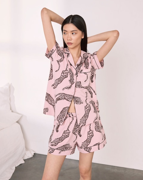 Chelsea Peers Organic Cotton Leopard Revere Pyjama Short Set