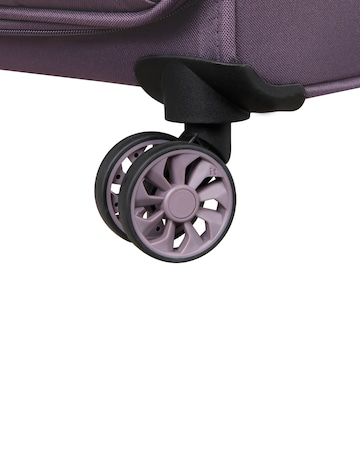 IT Luggage Duo-Tone Medium Suitcase