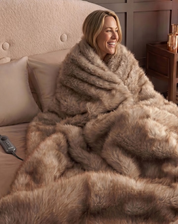 Silentnight Prestige Faux Fur Heated Throw