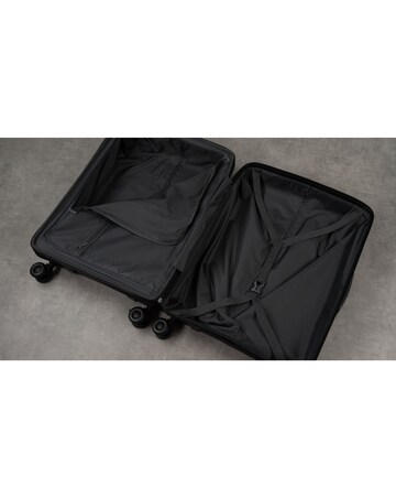 Rock Resilient Medium Suitcase