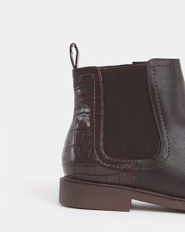 Helina Classic Ankle Chelsea Boots - Wide Fit (E)