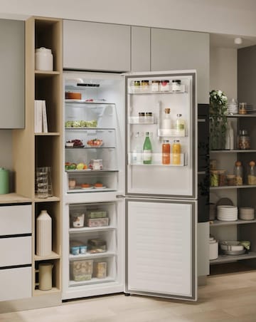 Hoover 300 HONCQ2T618CWK Fridge Freezer