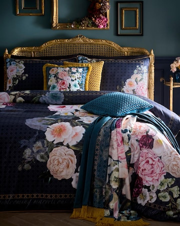 Laurence Llewelyn-Bowen Bouquet List Duvet Cover Set