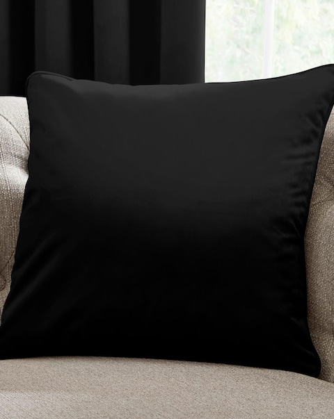 Laurence Llewelyn-Bowen Montrose Filled Cushion
