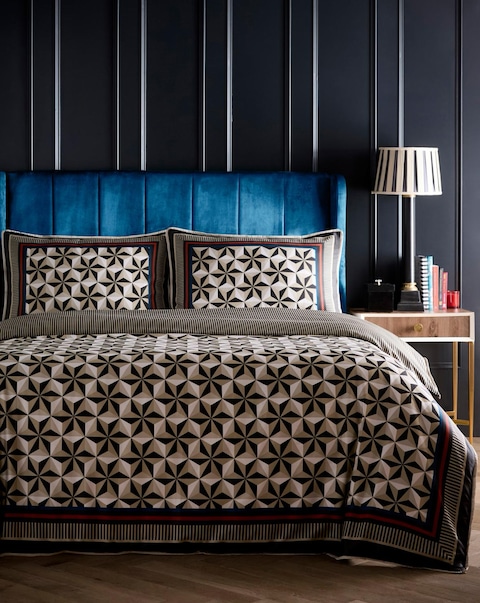 Laurence Llewelyn-Bowen Hero Duvet Cover Set