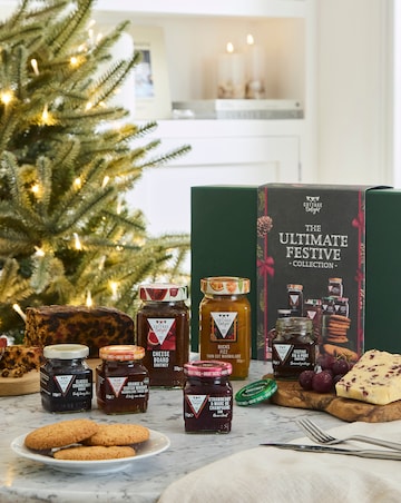 Cottage Delight Ultimate Festive Collection