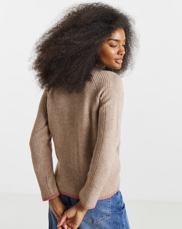 Sponge Whipstitch Crew Neck Cardigan