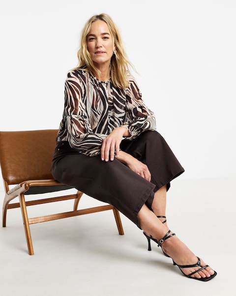 Abstract Print Blouson Sleeve Collarless Georgette Blouse