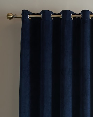 Catherine Lansfield Super Thermal Blackout Matt Velour Curtains