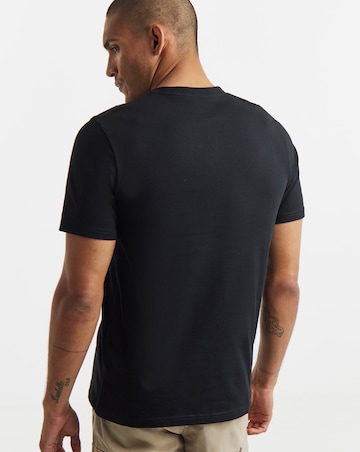 Lyle & Scott Classic Short Sleeve T-Shirt in Black