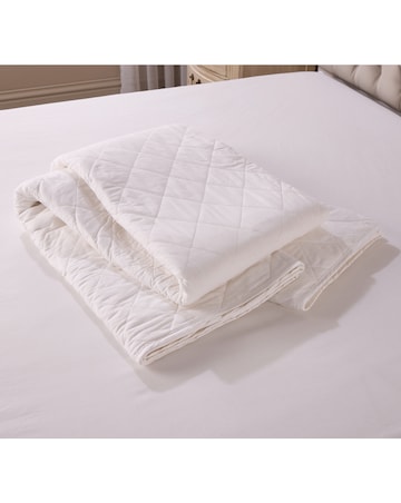 Downland Ultra Lightweight Quilted 3 Tog Cotton Summer Duvet