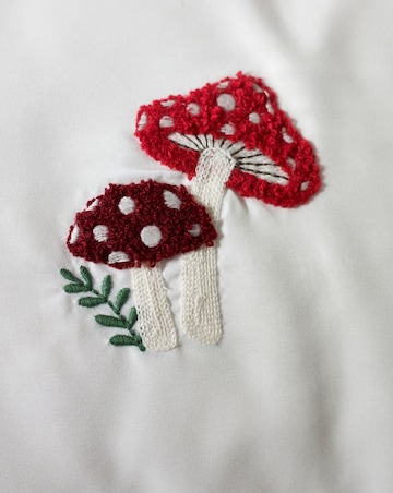Catherine Lansfield Woodland Crochet Duvet Cover Set