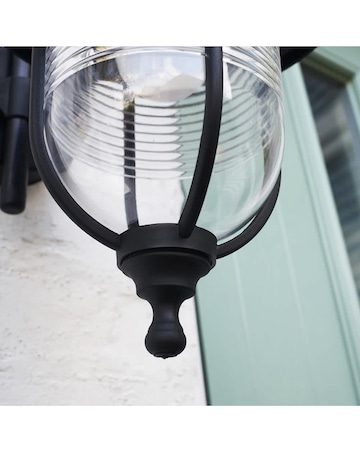 ValueLights Mayfair Outdoor Security PIR Motion Sensor Light - Bulb Included