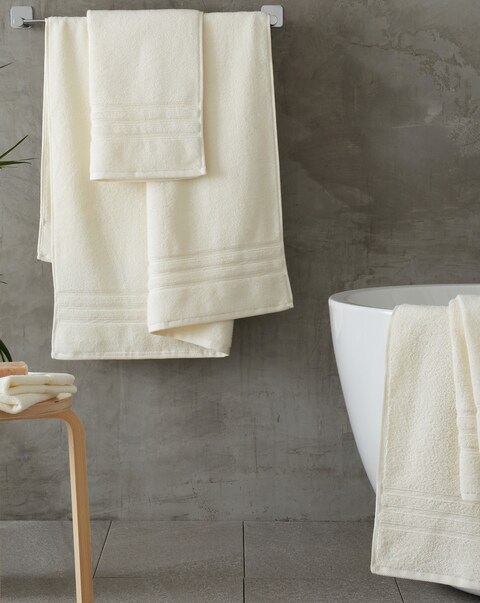 Catherine Lansfield Zero Twist 6 Piece Towel Bale