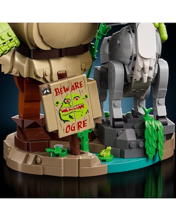 LEGO Shrek Donkey & Puss in Boots Model