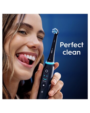 Oral-B iO Ultimate Clean Black Refill heads 4 Pack