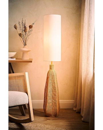 ValueLights Una Rattan Midi Floor Lamp