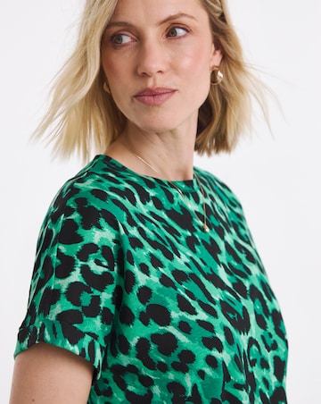 Longline Short Sleeve Curved Hem Top