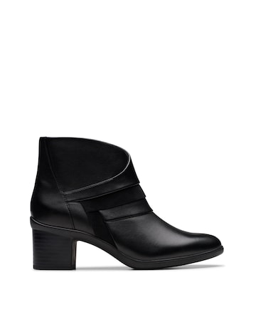 Clarks Leather Shaya Heeled Ankle Boot - Wide Fit (E)