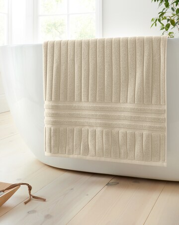 Bianca 100% Cotton Hotel Towel