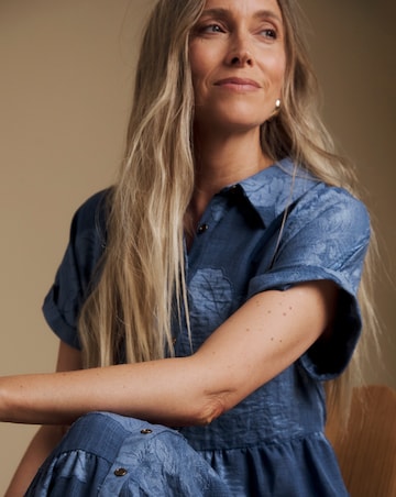 Julipa Textured Button Down Midi Dress