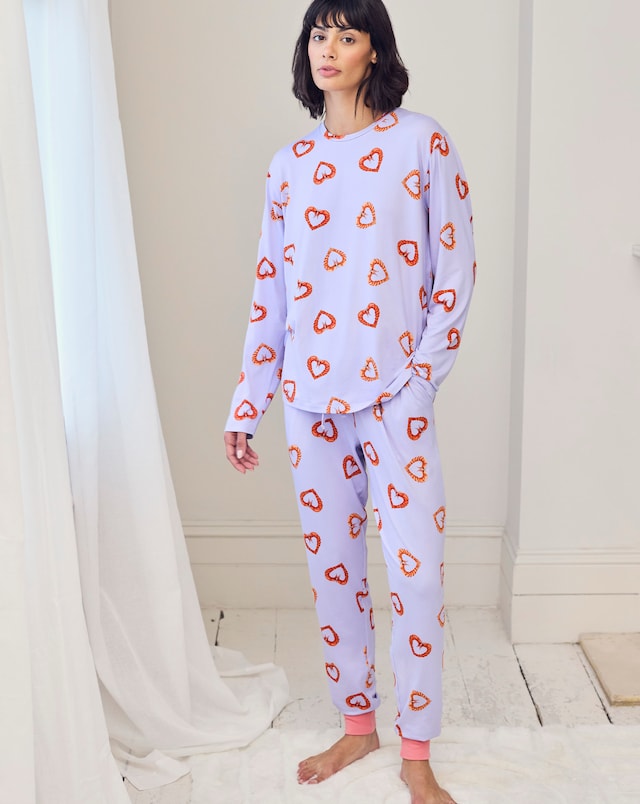 Chelsea Peers Classic Crew Neck Pyjama Set Shrimp Heart Print