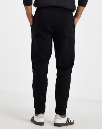 Tapered Straight Leg Jogger